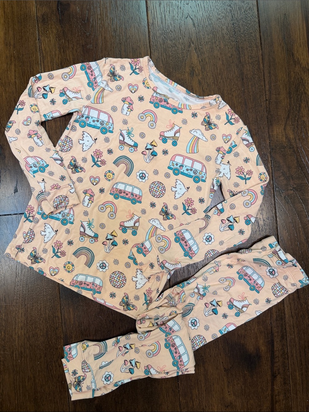 Sweet Bamboo - Girls Retro Roller Skates Pajama Set - Size: 7Y